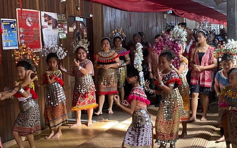 Festival Rimba di Kalbar Kampanyekan Pentingnya Pengakuan Hutan Adat