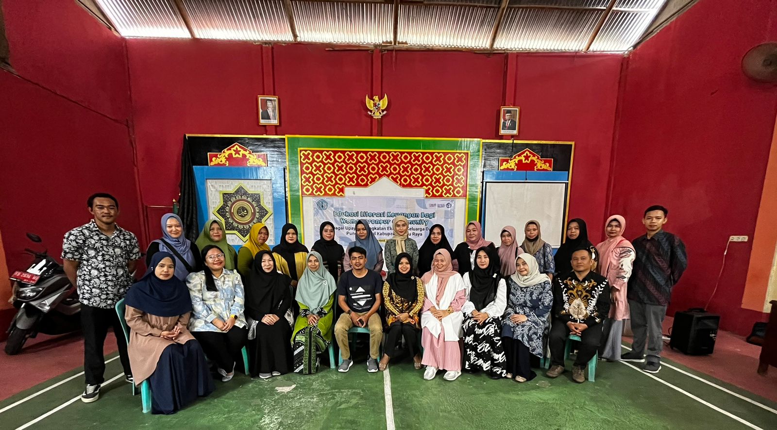 Perkuat Peningkatan Ekonomi Keluarga, Politeknik Negeri Pontianak Gelar Edukasi Literasi Bagi Womenpreneur Community