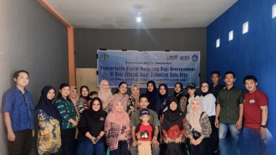 Dorong Digital Marketing Terhadap Greenpreneur, Jurusan Administrasi Polnep Lakukan PKM di Desa Punggur Besar