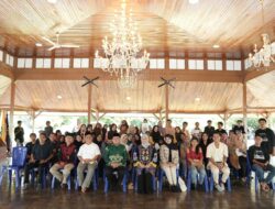 Pemuda Lintas Iman Belajar Toleransi dan Budaya dari Rumah Ibadah dan Kesultanan di Ternate