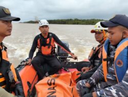 Tim SAR Gabungan Temukan Korban Tenggelam KM Dharma Ferry II
