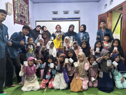 KKN UNDIP Ajak Anak Desa Sidomulyo Belajar Numerasi dan Menabung Sejak Dini