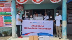 Gemawan dan KitaBisa Salurkan Peralatan Pemadam untuk Warga Sekabuk, Dorong Penguatan Sumber Air
