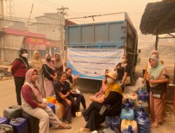 Gemawan dan BOICE Indonesia Salurkan 8.000 Liter Air Bersih untuk Warga Teluk Batang